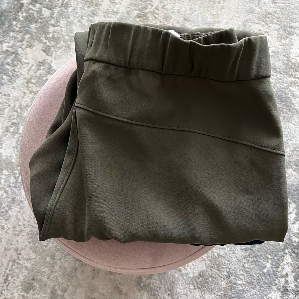 Lululemon On the Fly Mid-Rise Jogger Woven